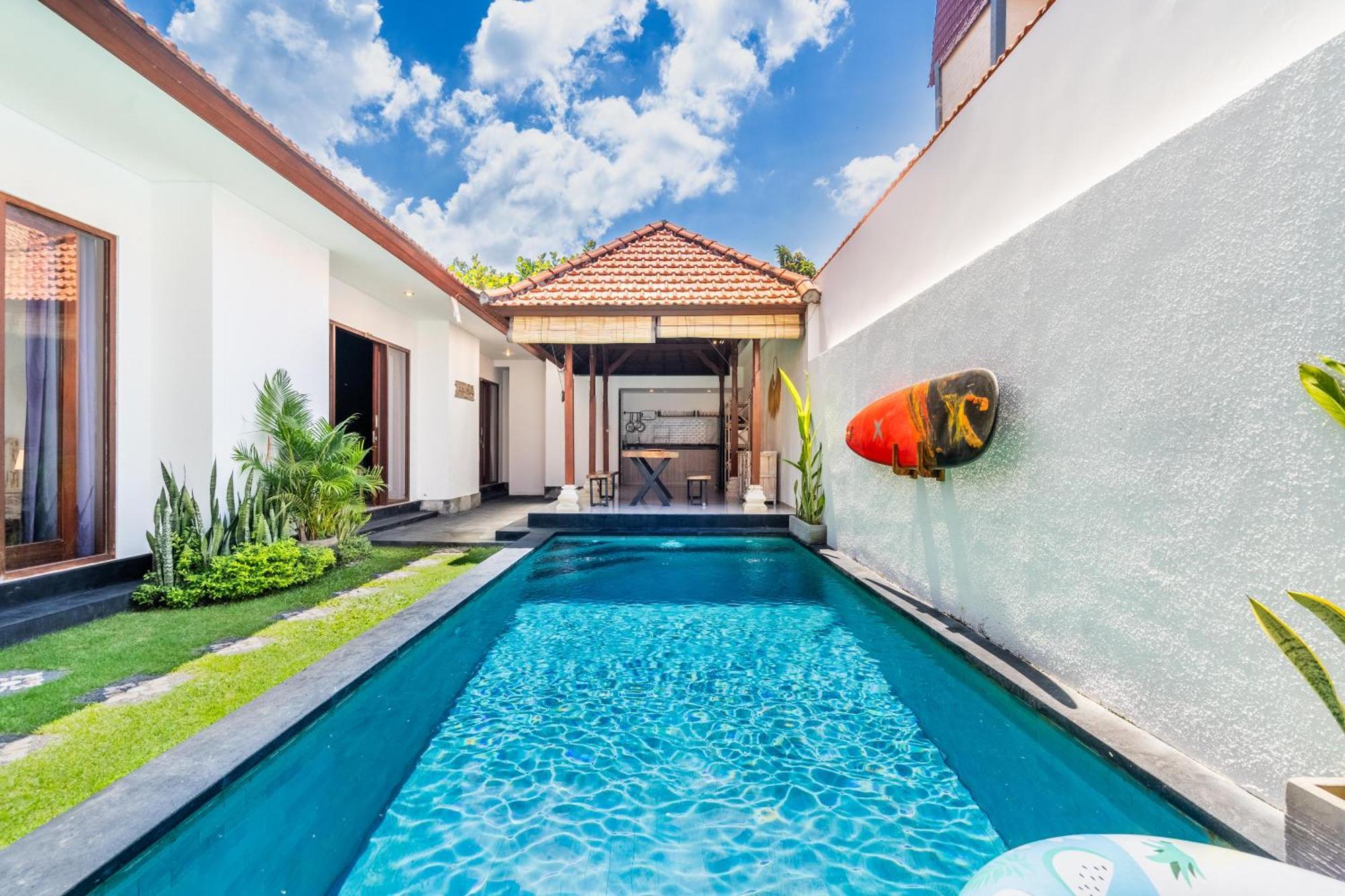 4-Bedroom Pool Villa Near Seminyak Center ภายนอก รูปภาพ