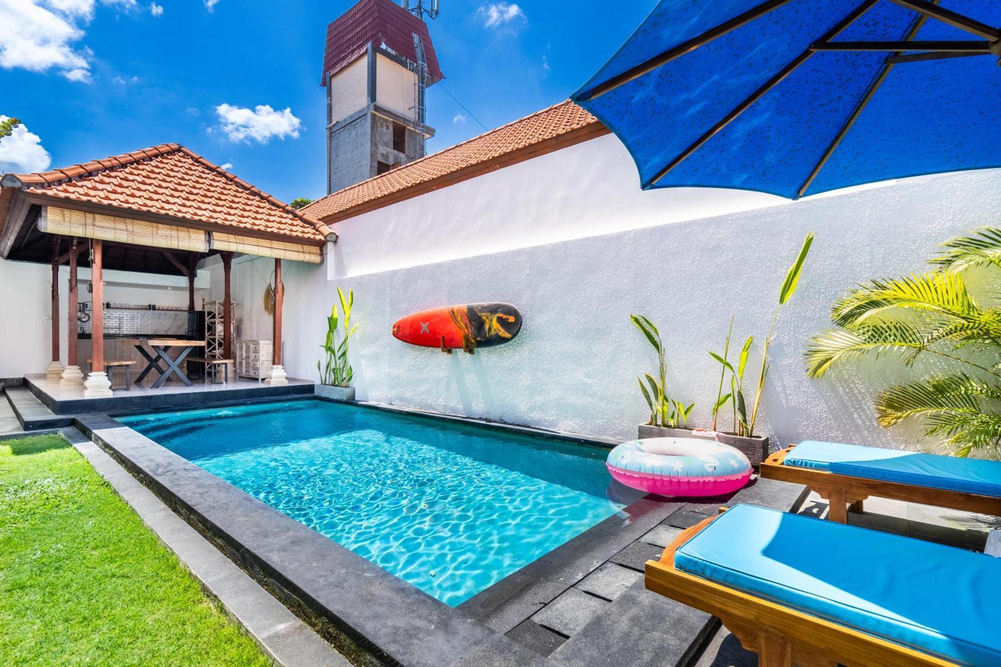 4-Bedroom Pool Villa Near Seminyak Center ภายนอก รูปภาพ