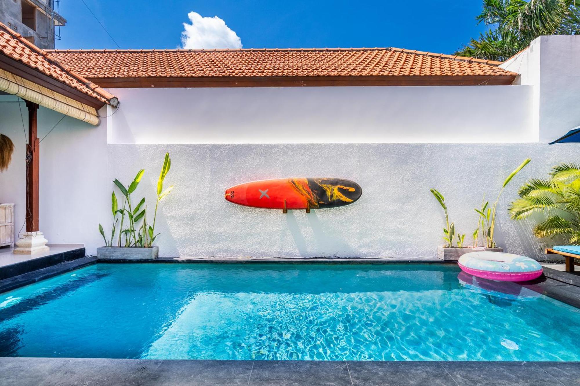 4-Bedroom Pool Villa Near Seminyak Center ภายนอก รูปภาพ