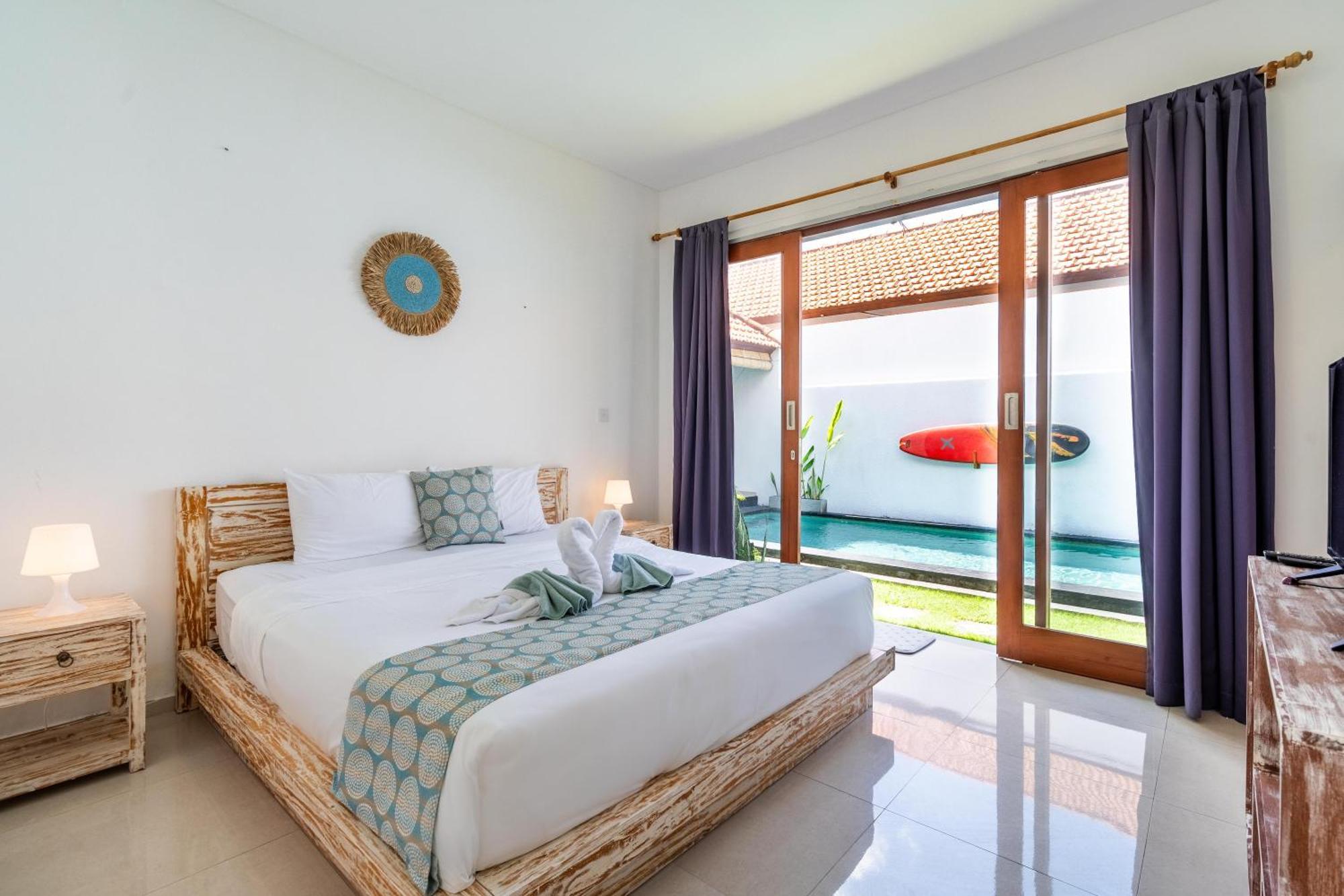 4-Bedroom Pool Villa Near Seminyak Center ภายนอก รูปภาพ