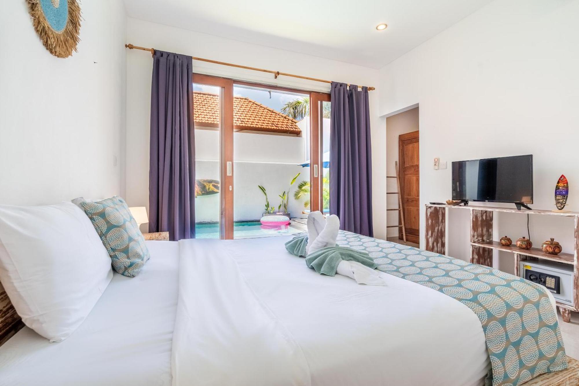 4-Bedroom Pool Villa Near Seminyak Center ภายนอก รูปภาพ
