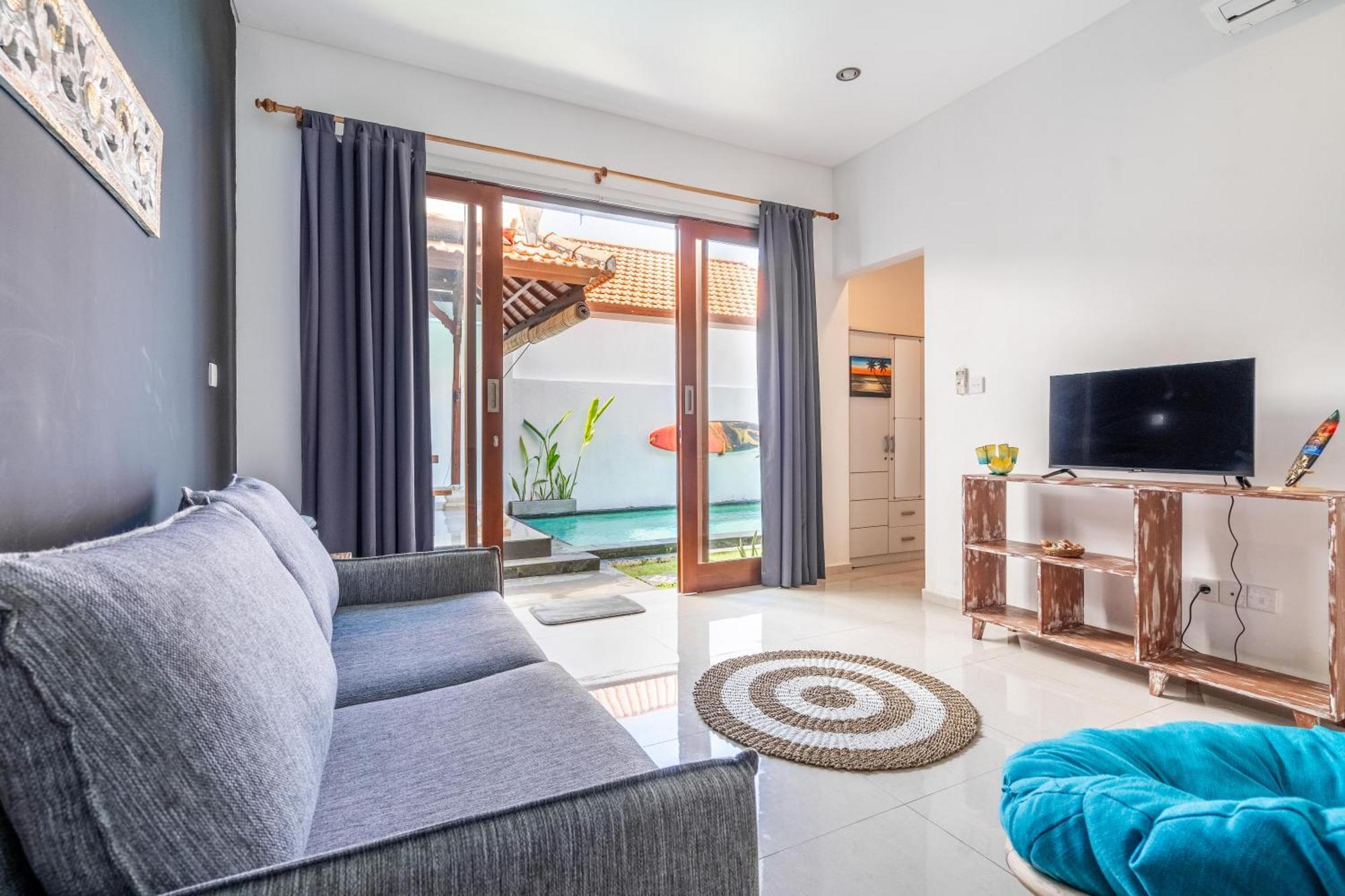 4-Bedroom Pool Villa Near Seminyak Center ภายนอก รูปภาพ
