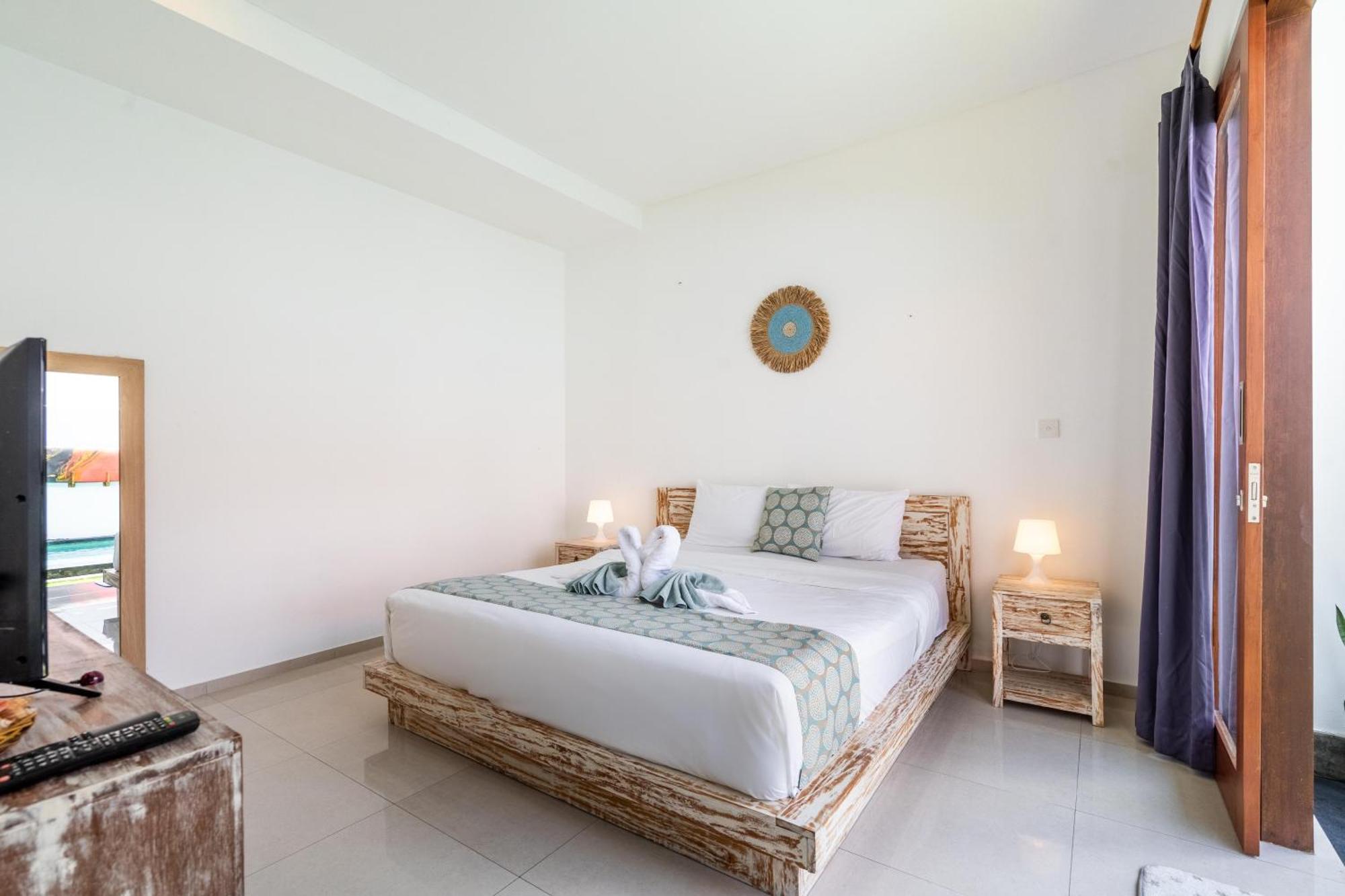 4-Bedroom Pool Villa Near Seminyak Center ภายนอก รูปภาพ