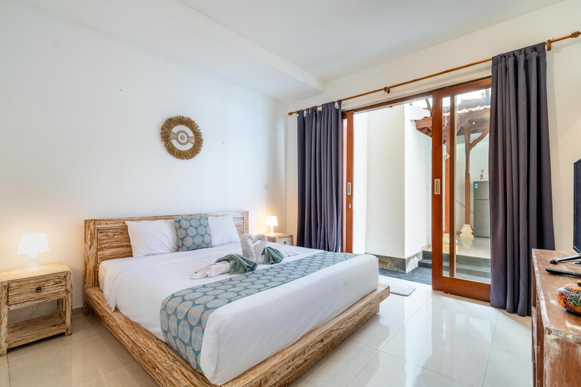 4-Bedroom Pool Villa Near Seminyak Center ภายนอก รูปภาพ